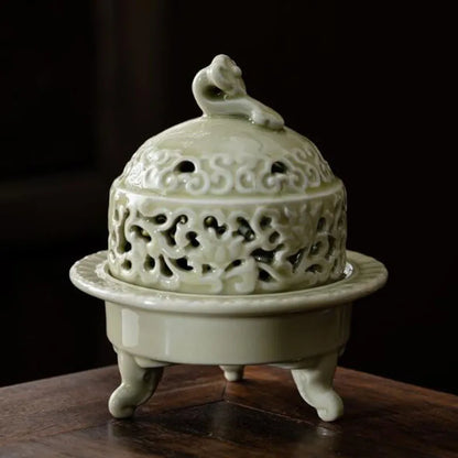 Celadon Hollow Floral Pattern Tripod Aromatherapy Burner Coil Incense Holder Indoor Tea Ceremony Fragrance Censer Home Decor