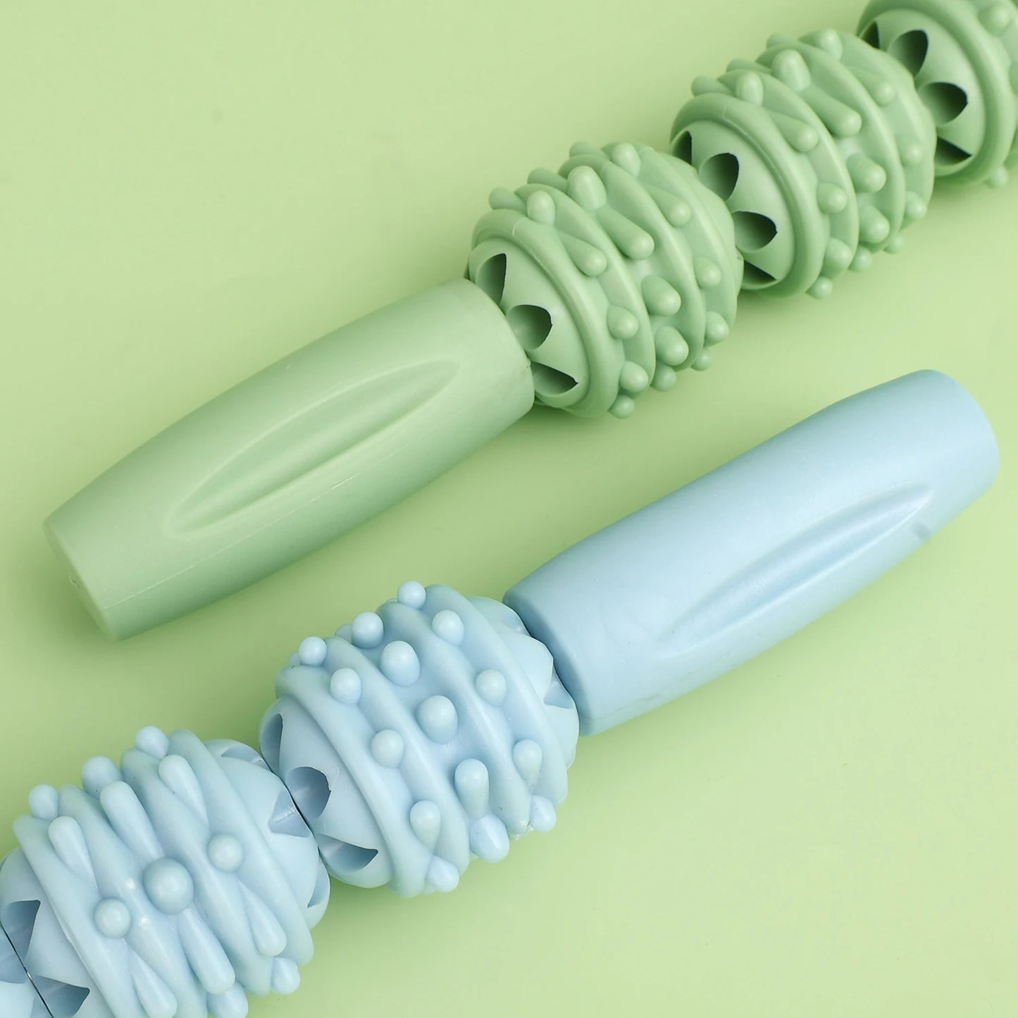 4 Ball Roller Muscles Massage Stick Relaxation Yoga Fitness Wolf Tooth Fascia for Calves Thighs Arm Full Body Massage Yoga Stick