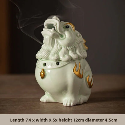 New decorative item: Ceramic incense burner, creative and retro PI Xiu incense burner, home decoration