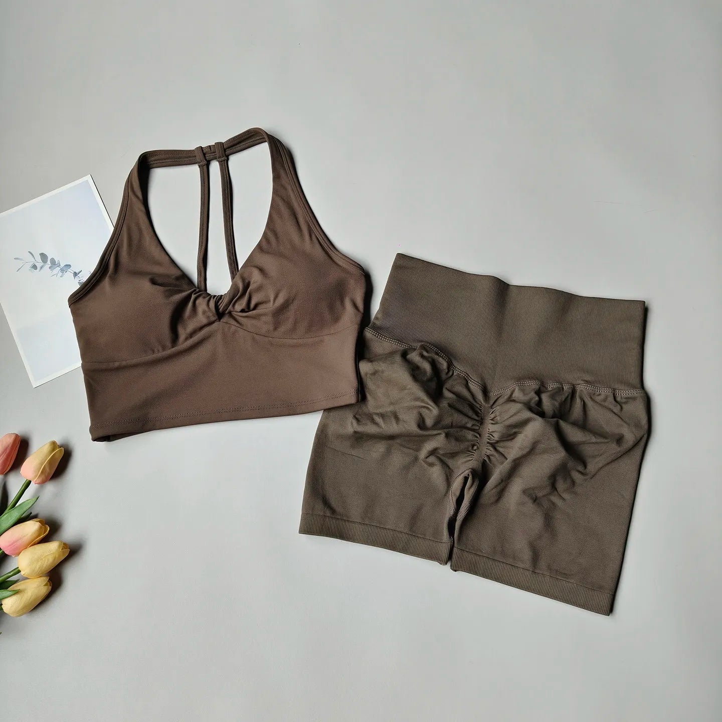 2026 Women's Yoga Set Breathable Speed Drying Beauty Back Training Exercise Fitness Chest Lifting Hip Peach Hip High Waist Short