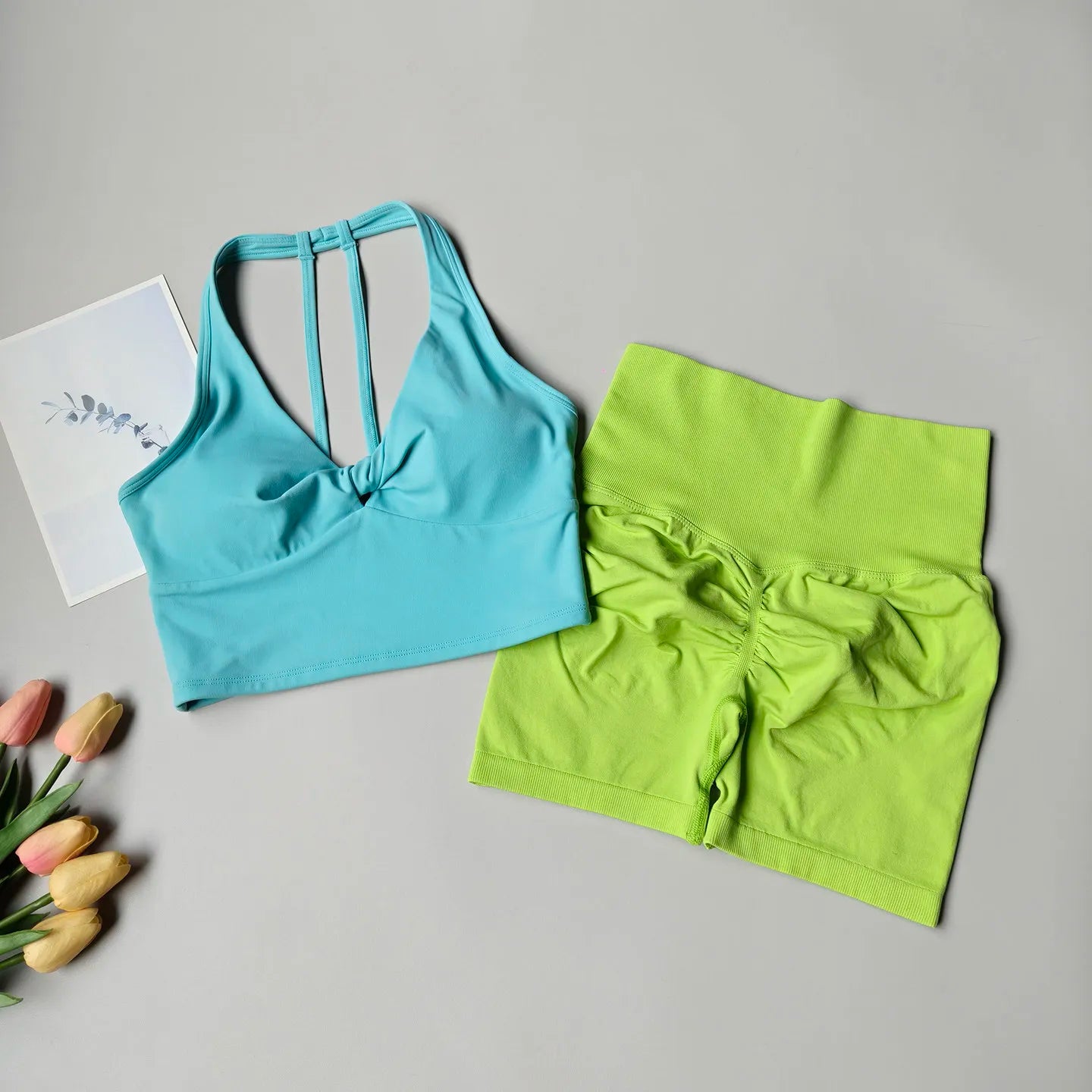2026 Women's Yoga Set Breathable Speed Drying Beauty Back Training Exercise Fitness Chest Lifting Hip Peach Hip High Waist Short