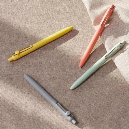 New Uniball Gel Ink Pen 0.5/0.38mm Multiple Colors Rod Smudge-Proof Fine Writing Without Fatigue Notes Journaling Drawing Tools