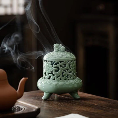Celadon Hollow Floral Pattern Tripod Aromatherapy Burner Coil Incense Holder Indoor Tea Ceremony Fragrance Censer Home Decor
