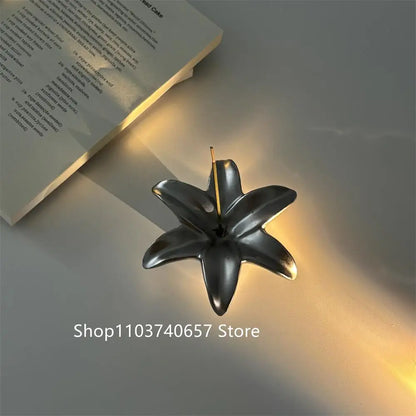 Cute Lily Ceramic Fragrance Insert Seat Line Incense Burner Vertical Incense Insertion Seat  Decoration Aromatherapy Storage