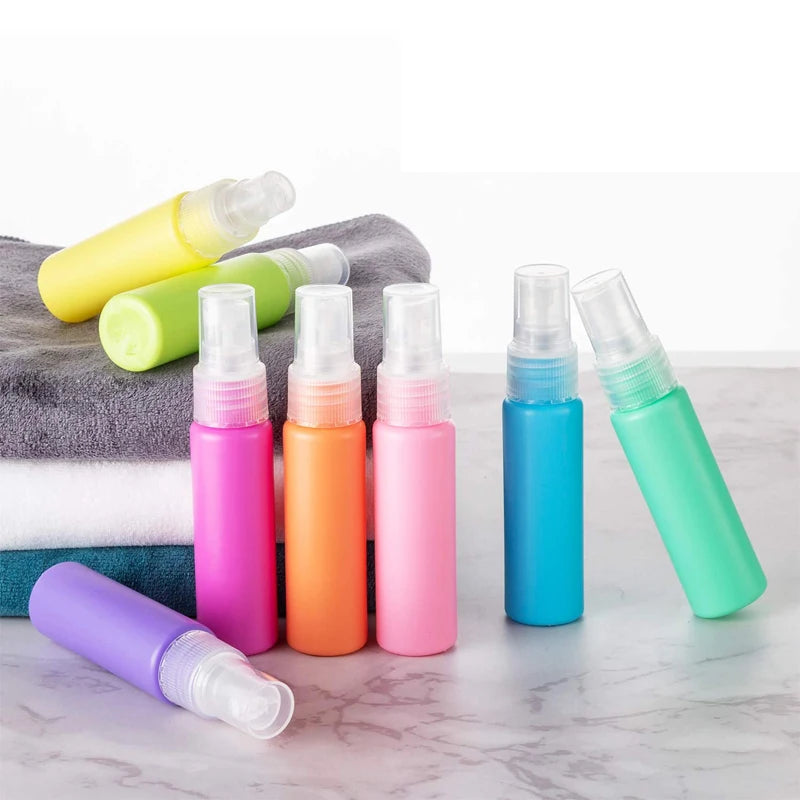 30PCS 10-50ML Colored Plastic Perfume Spray Bottle Fine Sprayer Refillable Travel Container Home Plants Aromatherapy Beauty Care