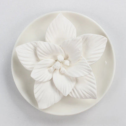 Exquisite Handmade Ceramic Flower Diffuser for Aromatherapy and Decoration