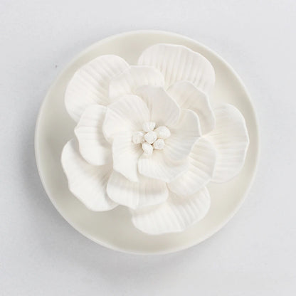 Exquisite Handmade Ceramic Flower Diffuser for Aromatherapy and Decoration
