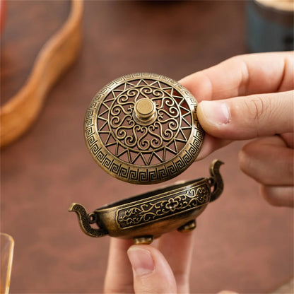 Small Incense Burner, Vintage Alloy Incense Burner with Hollowed Out Patterns, Household Room Aroma Diffuser, Mini Censer