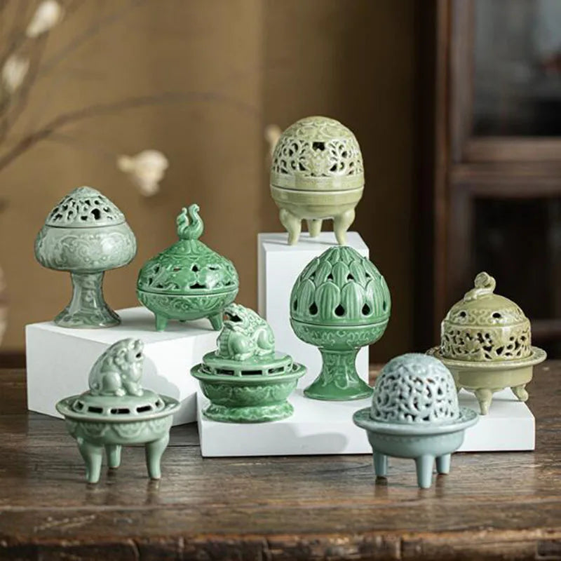 Celadon Hollow Floral Pattern Tripod Aromatherapy Burner Coil Incense Holder Indoor Tea Ceremony Fragrance Censer Home Decor