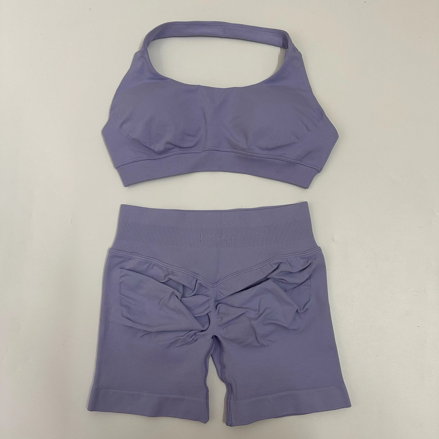 Yoga Shorts Sets Seamless Yoga Set Women 2Pcs Halter Sports Bra Scrunch Butt Gym Shorts Set Workout Clothes Summer Sportswear