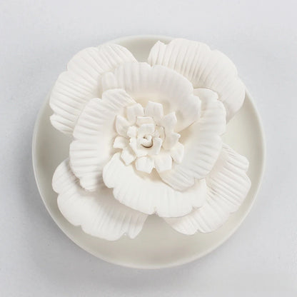Exquisite Handmade Ceramic Flower Diffuser for Aromatherapy and Decoration