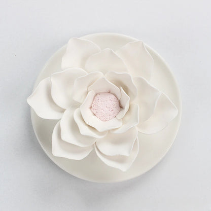 Exquisite Handmade Ceramic Flower Diffuser for Aromatherapy and Decoration