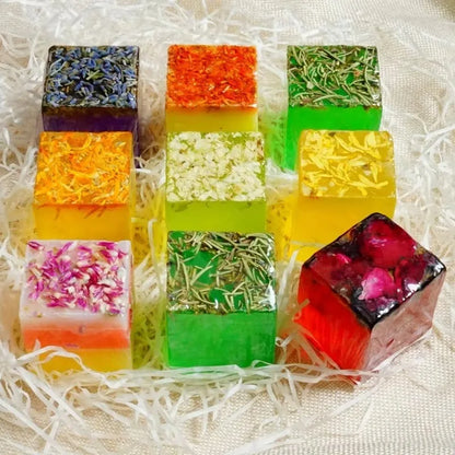 Chinese 100% Natural Schisandra Chinensis For Women's Healthy Bathing For Aromatherapy Candle Beauty Soap Making Raw Material