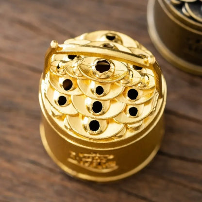 New Hollow Out Incense Burner Metal Classical Elegance Aromatherapy Stove Ancient Style Incense Holder Home Interior Decoration
