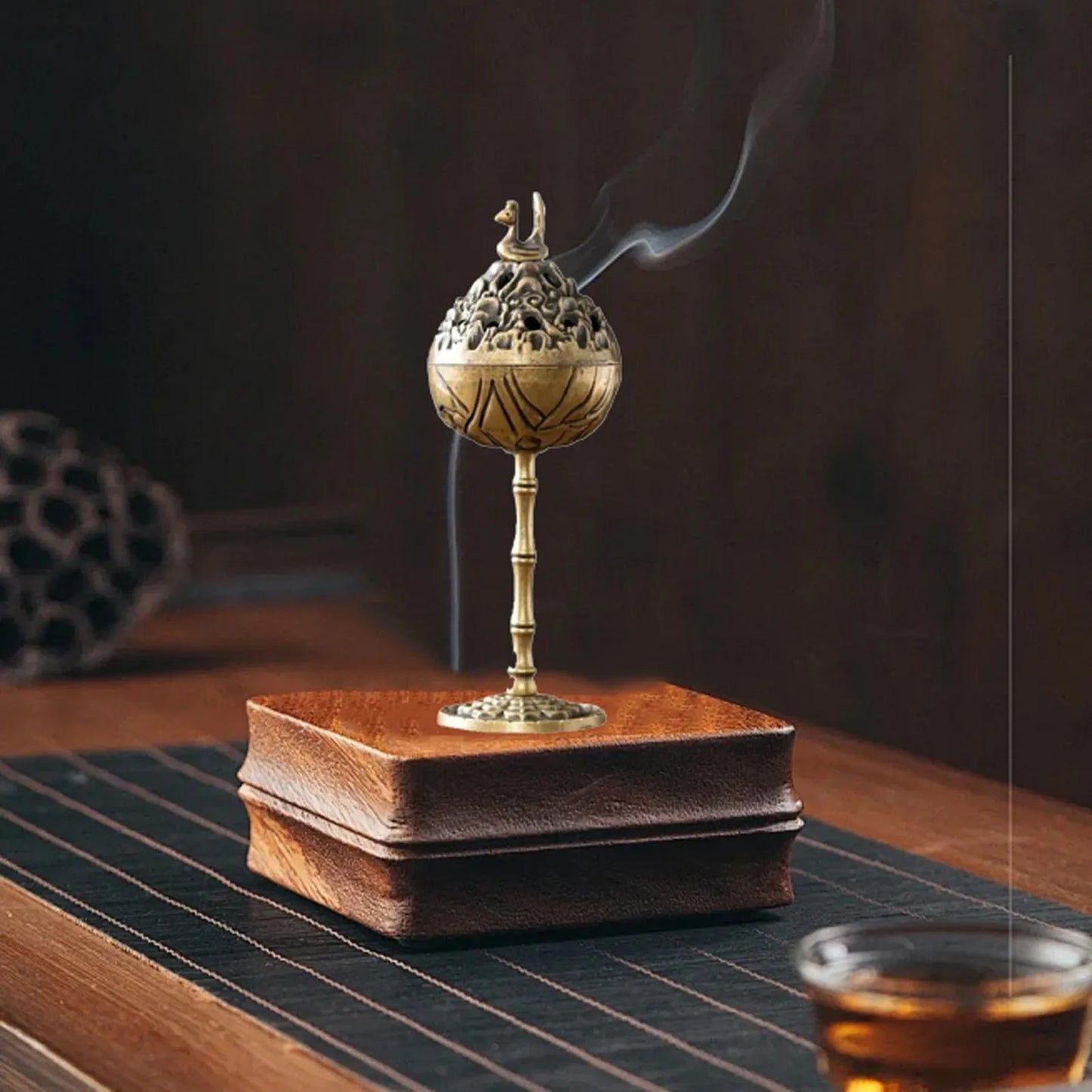 Family Desktop Retro Incense Burner Traditional Style Unique Incense Holder Home Indoor Antique Charming Incense Decoration