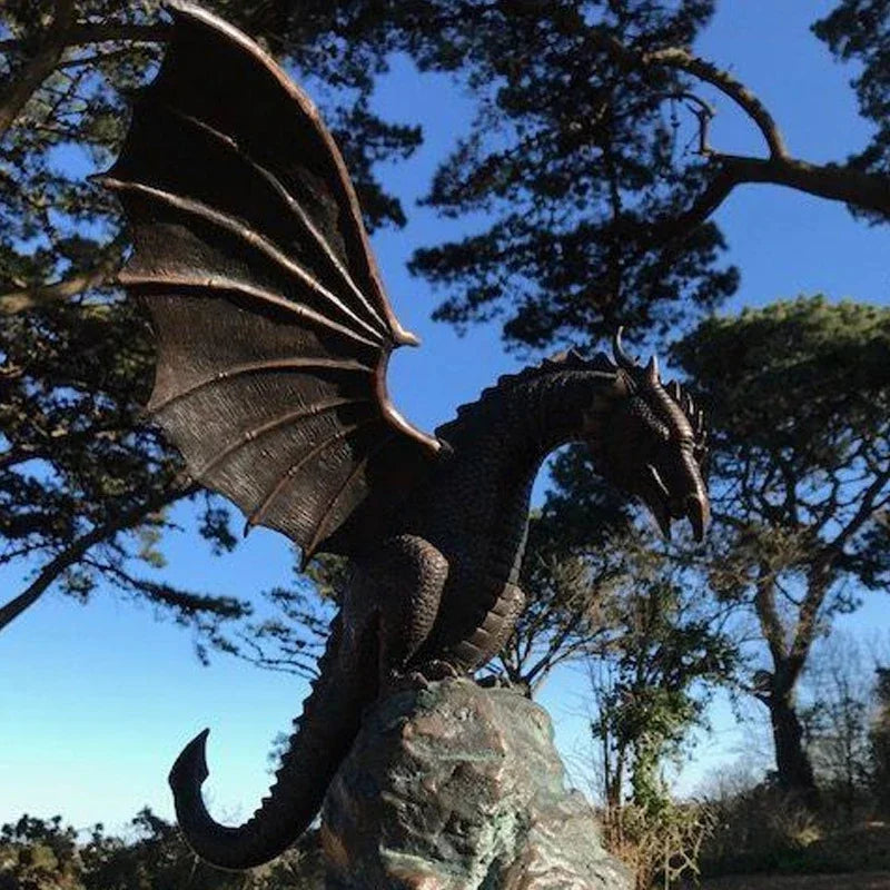 Precision Casting Fire-breathing Dragon Sculpture Waterscape Resin Fountain Majestic Dragon Sculpture Home Garden Decoration