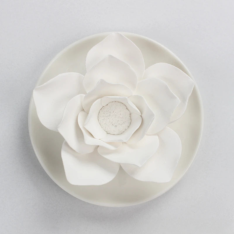 Exquisite Handmade Ceramic Flower Diffuser for Aromatherapy and Decoration