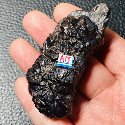 Natural black raw mineral specimen - Energy Forecasting Stone, Aromatherapy, Healing, A Beautiful Gift Playing with the palm