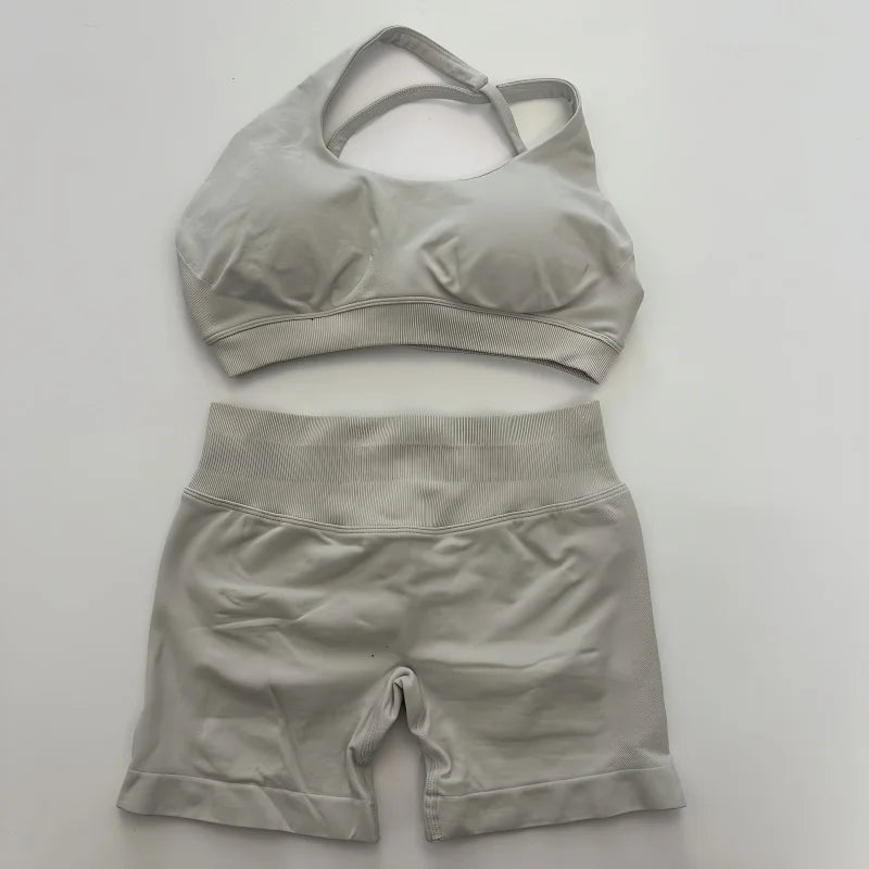 Yoga Asymmetric Gym Set Women Seamless Yoga Set Workout Shorts Sets Halter Sports Bra Scrunch Bum Shorts Fitness Clothes
