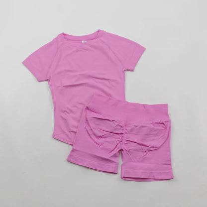 Seamless Yoga Set Fitted Workout Clothes Woman Gym Wear Short Sleeve Top Shirt Scrunch Booty Gym Shorts 2 Piece Sports Suits