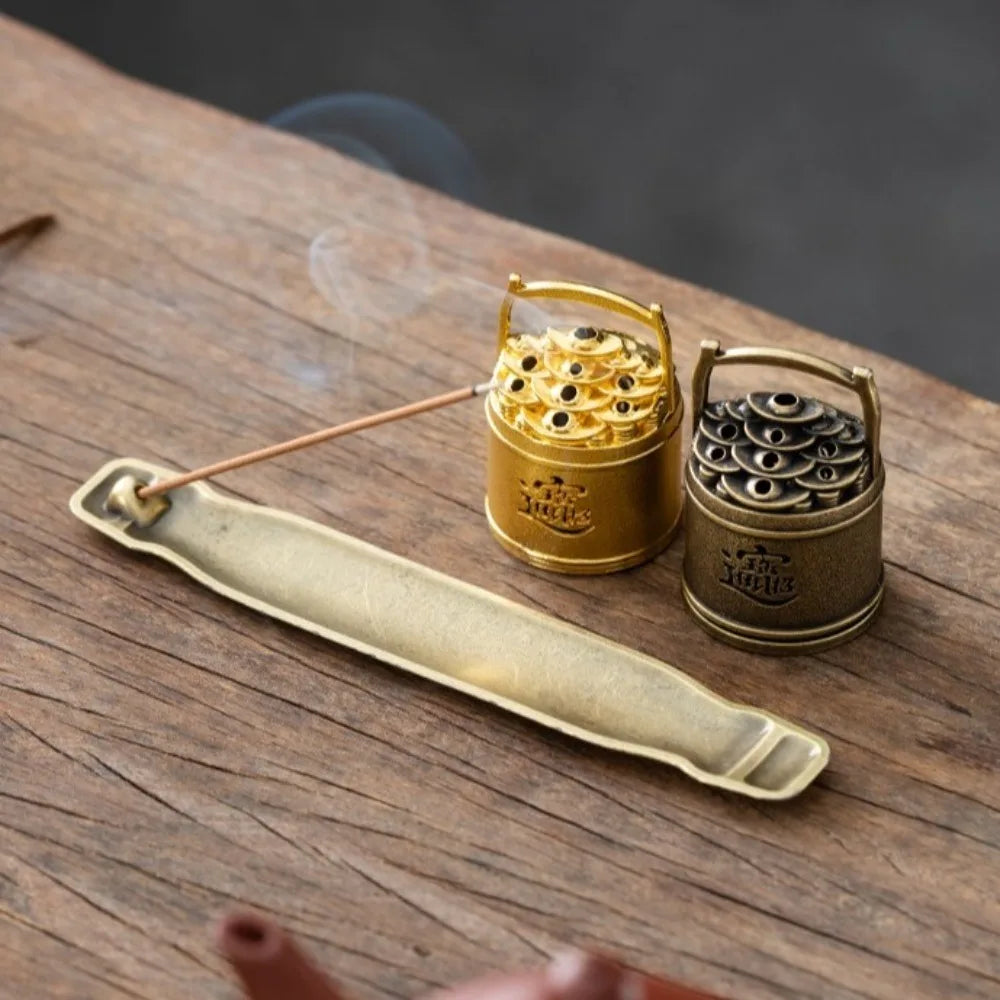 New Hollow Out Incense Burner Metal Classical Elegance Aromatherapy Stove Ancient Style Incense Holder Home Interior Decoration