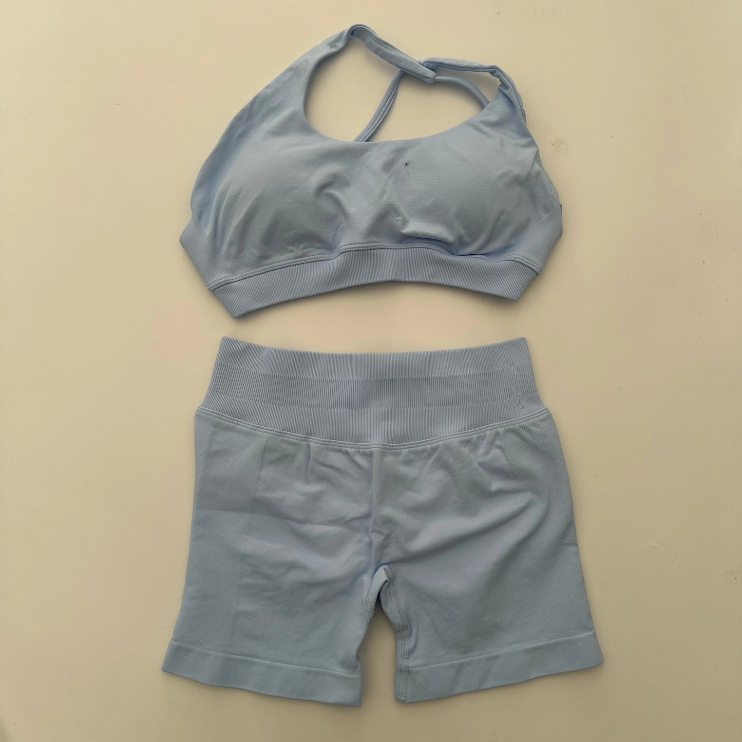 Yoga Asymmetric Gym Set Women Seamless Yoga Set Workout Shorts Sets Halter Sports Bra Scrunch Bum Shorts Fitness Clothes