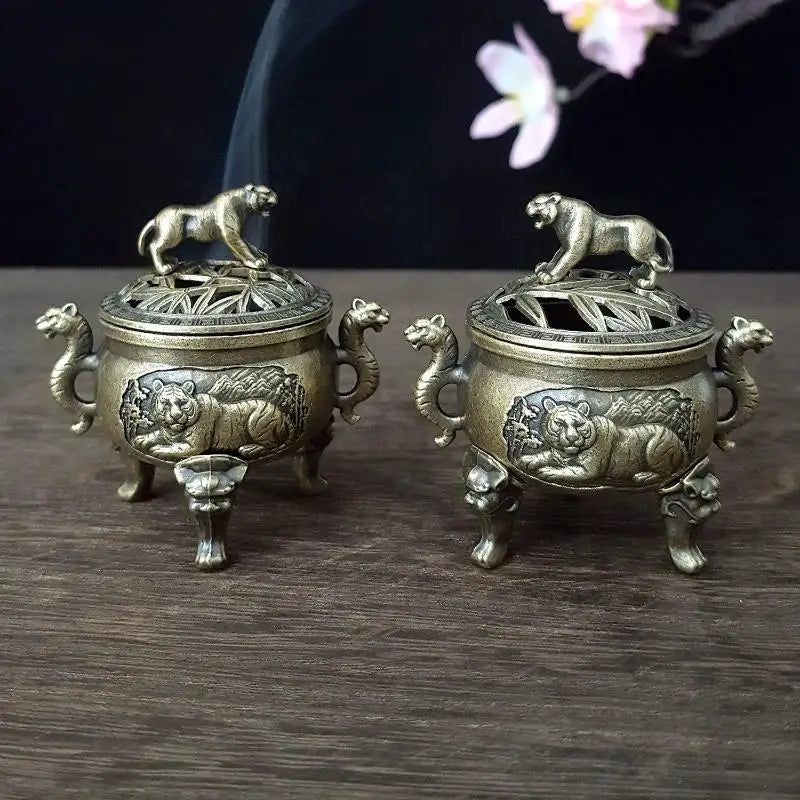 Tiger Incense Burner Metal Small Incense With Handle Yoga Burner Ornaments Meditation Home Decoration Ancient Style