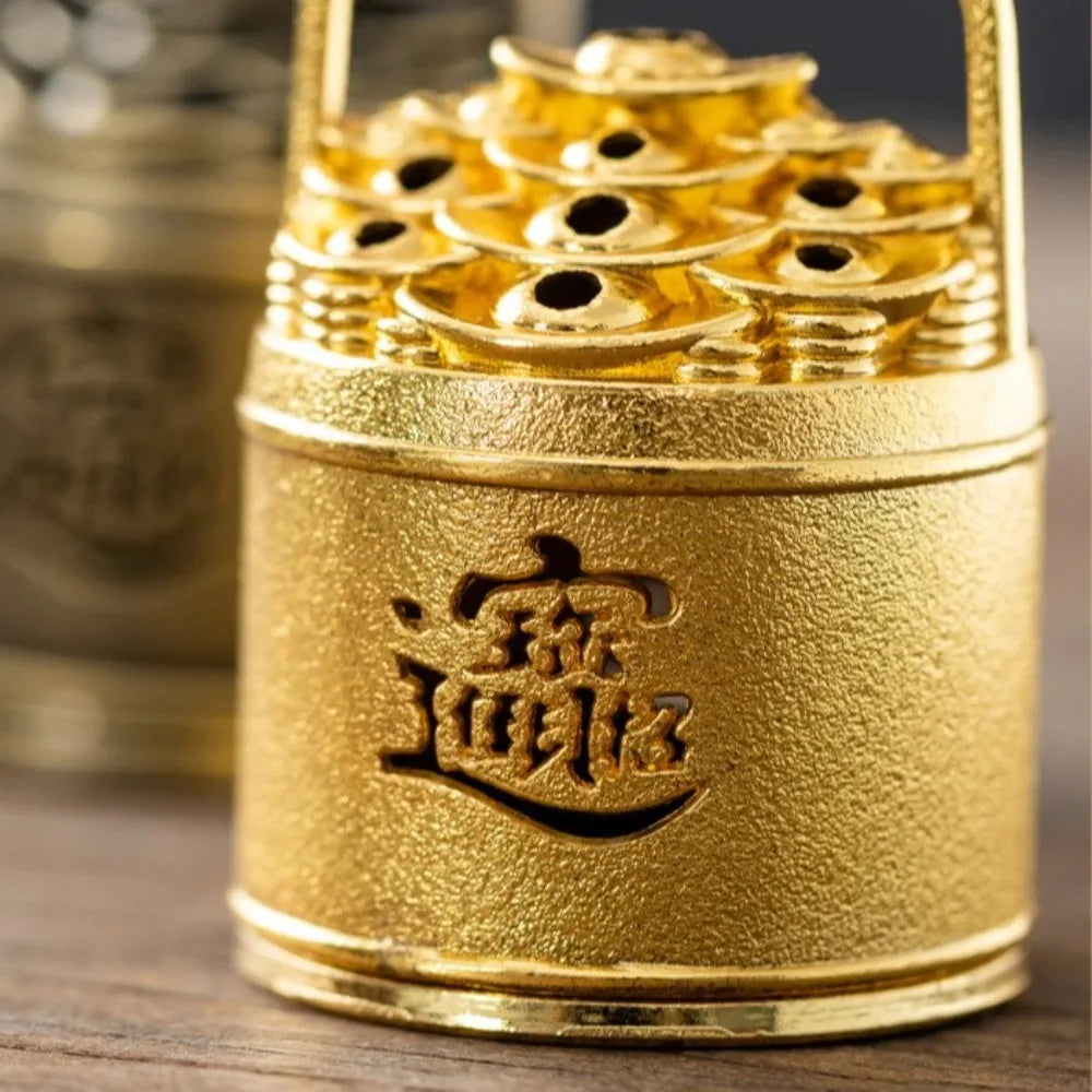 New Hollow Out Incense Burner Metal Classical Elegance Aromatherapy Stove Ancient Style Incense Holder Home Interior Decoration